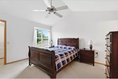 3027 Stratton Way, Madison, WI 53719 - Photo 13