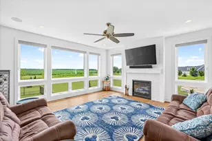 6607 Kades, Sun Prairie, WI 53590 - Photo 5