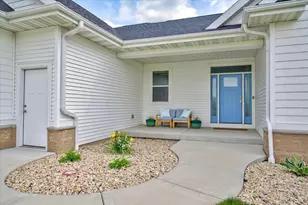 6607 Kades, Sun Prairie, WI 53590 - Photo 3