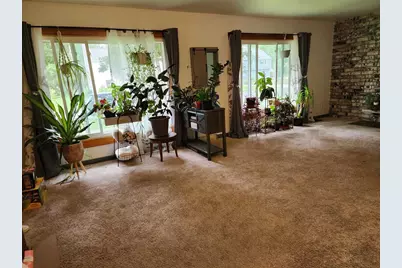 222 Garfield Avenue, Janesville, WI 53536 - Photo 9