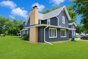222 Garfield Ave, Janesville, WI 53536 - Photo 3