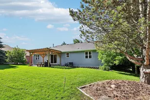 606 Garfield Ave, Janesville, WI 53536 - Photo 41