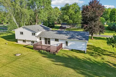W7810 Star Court Road, Pardeeville, WI 53954 - Photo 33