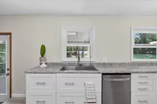 2547 S Florence Dr, Beloit, WI 53511 - Photo 21