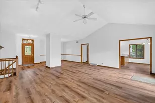 720 Waveland Rd, Janesville, WI 53548 - Photo 13