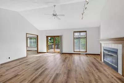 720 Waveland Road, Janesville, WI 53548 - Photo 5