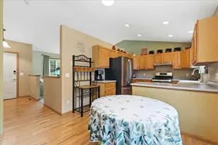 9 Ward Ct, Madison, WI 53713 - Photo 11