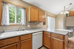 9 Ward Ct, Madison, WI 53713 - Photo 15