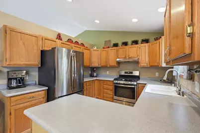 9 Ward Court, Madison, WI 53713 - Photo 13