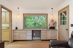 6105 Queens Way, Monona, WI 53716 - Photo 19