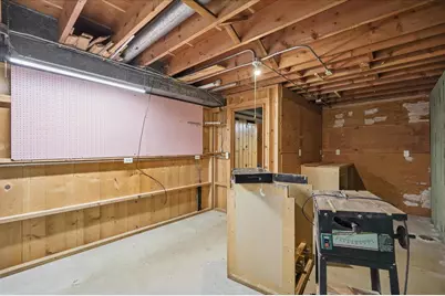 6105 Queens Way, Monona, WI 53716 - Photo 37