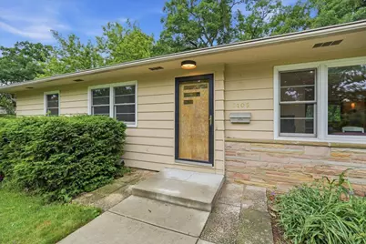 6105 Queens Way, Monona, WI 53716 - Photo 3