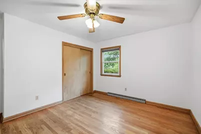 6105 Queens Way, Monona, WI 53716 - Photo 23