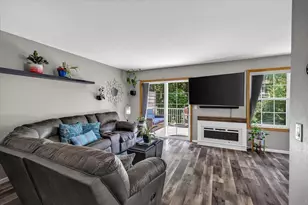 6159 Dell Dr, Madison, WI 53718 - Photo 21