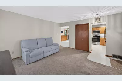 109 Edward Street, Verona, WI 53593 - Photo 5