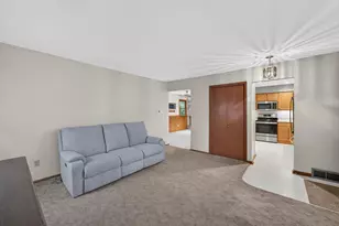 109 Edward St, Verona, WI 53593 - Photo 5