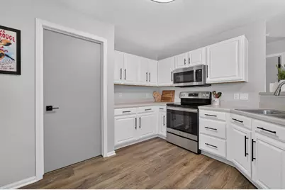 3130 Dorchester Way #5, Madison, WI 53719 - Photo 9