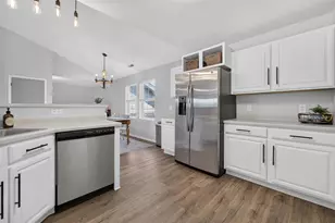 3130 Dorchester Way, Madison, WI 53719 - Photo 11