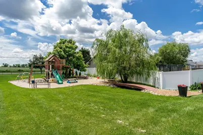 4468 Deer Point Drive, Janesville, WI 53546 - Photo 5