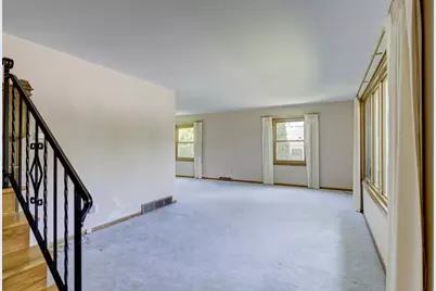 4705 Agate Lane, Madison, WI 53714 - Photo 3
