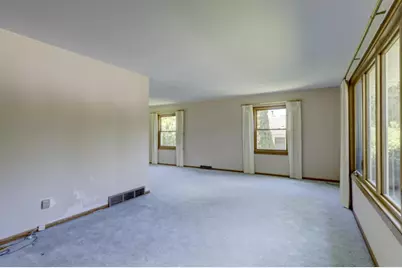 4705 Agate Lane, Madison, WI 53714 - Photo 5