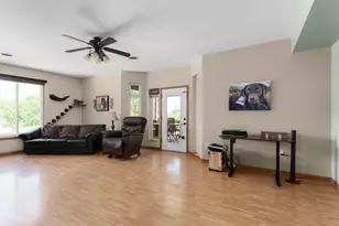 8317 Mansion Hill Ave, Madison, WI 53719 - Photo 9