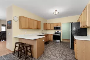 8317 Mansion Hill Ave, Madison, WI 53719 - Photo 13