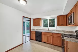 3907 Patrick Henry Way, Middleton, WI 53562 - Photo 11