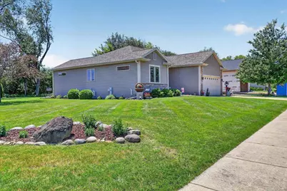 1502 N Tamarack Street #18, Delavan, WI 53515 - Photo 3
