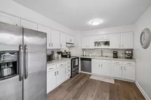 809 West St, Stoughton, WI 53589 - Photo 9