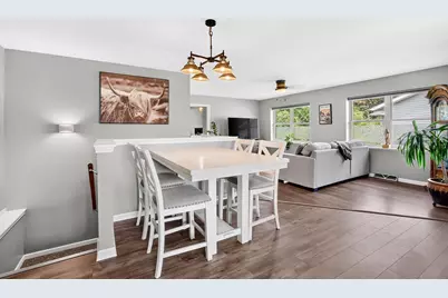 19 Cordelia Cres, Madison, WI 53704 - Photo 9