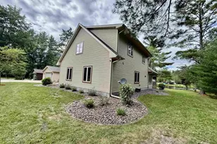N2715 Wyman Lake Rd, Black River Falls, WI 54615 - Photo 9