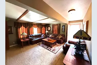 259 W Lohrville Avenue, Redgranite, WI 54970 - Photo 3