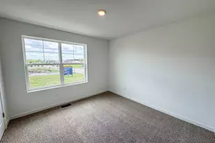 512 Oak Opening Dr, Stoughton, WI 53589 - Photo 17