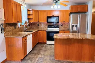 338 South St, DeForest, WI 53532 - Photo 5
