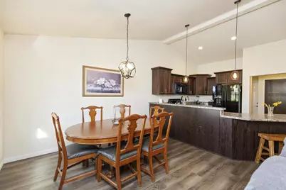 306 E Highland Avenue, Fort Atkinson, WI 53538 - Photo 5
