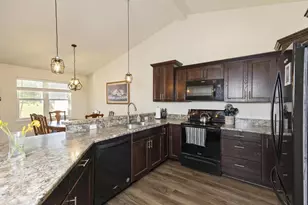 306 E Highland Ave, Fort Atkinson, WI 53538 - Photo 7