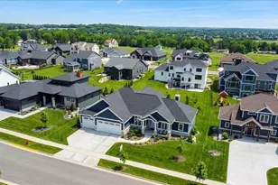 2012 Paris Ln, Cottage Grove, WI 53527 - Photo 69