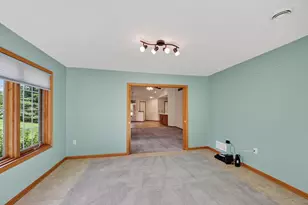 669 Springbrook Cir, DeForest, WI 53532 - Photo 17