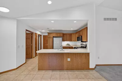 669 Springbrook Circle, DeForest, WI 53532 - Photo 19