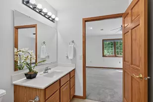 669 Springbrook Cir, DeForest, WI 53532 - Photo 37