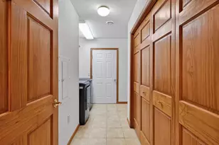 669 Springbrook Cir, DeForest, WI 53532 - Photo 43