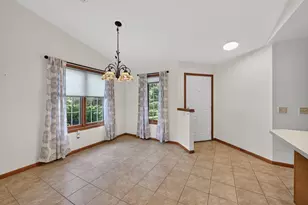669 Springbrook Cir, DeForest, WI 53532 - Photo 9