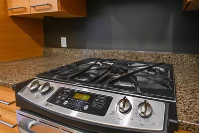 309 W Washington Avenue #905, Madison, WI 53703 - Photo 19