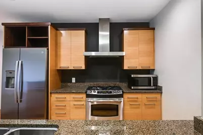 309 W Washington Avenue #905, Madison, WI 53703 - Photo 13