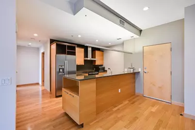 309 W Washington Avenue #905, Madison, WI 53703 - Photo 7