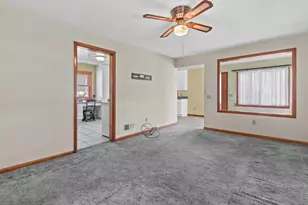722 Christianson Ave, Madison, WI 53714 - Photo 13
