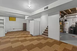 722 Christianson Ave, Madison, WI 53714 - Photo 23