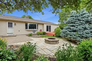 7003 Park Cir, Middleton, WI 53562 - Photo 43