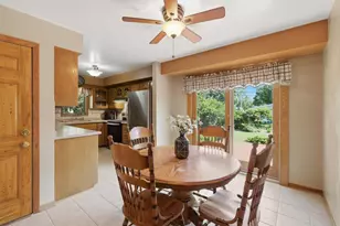 7003 Park Cir, Middleton, WI 53562 - Photo 13